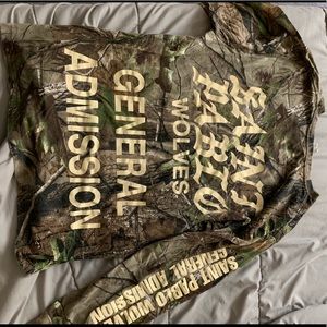 Saint Pablo Tour Wolves Long Sleeve